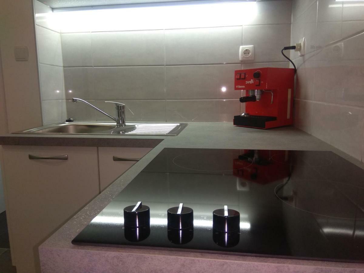 شقة Lorber House Stinjan بولا المظهر الخارجي الصورة