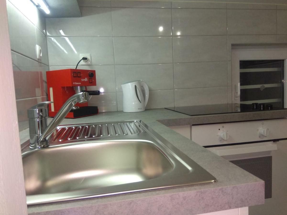 شقة Lorber House Stinjan بولا المظهر الخارجي الصورة